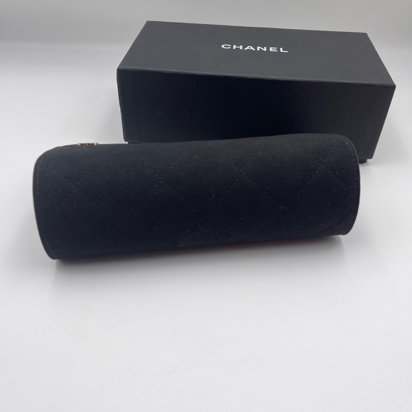 CHANEL Black Glasses Sunglasses Soft Case and box Quilted Fabric Gold CC Logo - Picture 9 of 12